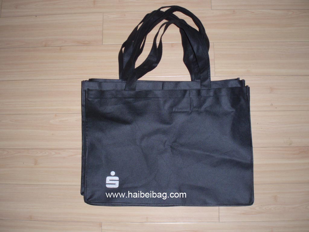 http://haibeibag.com/pbpic/Non Woven bag/14999-2.jpg